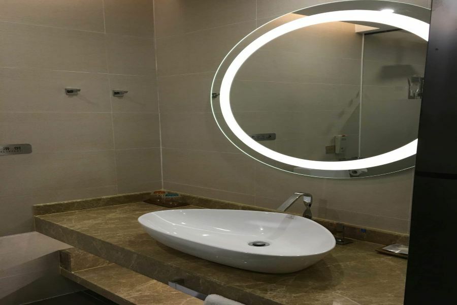 Lavande Hotel Guangzhou Shibi Metro Station Extérieur photo